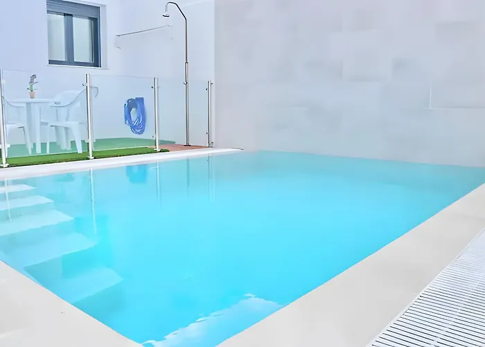 Casas Arenas 2 * 科尼尔-德拉弗龙特拉